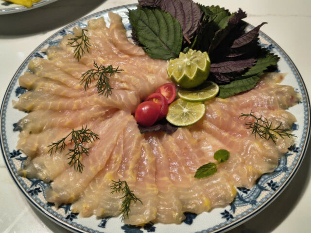 Sashimi cá tầm